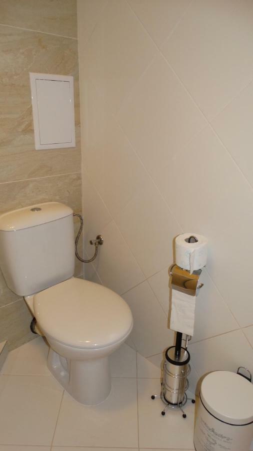 July'S Island Deluxe Apartment เชอร์โนโมเรทส์ ภายนอก รูปภาพ